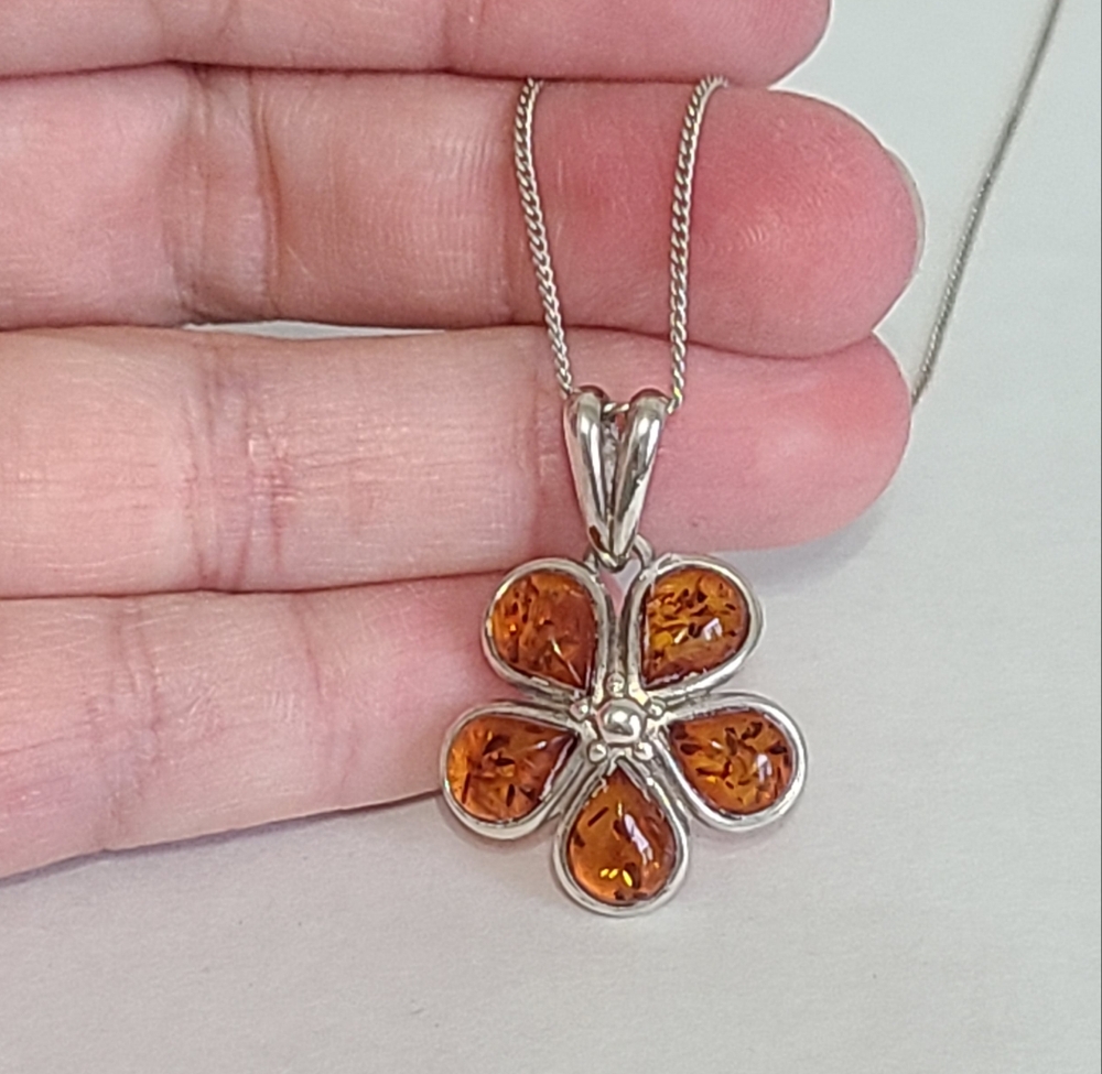 Boho Chunky Orange Amber Sterling Silver Flower Pendant Chain Necklace